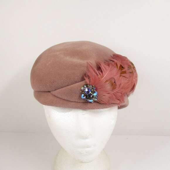 Vintage 1940's - 50's Pink Pillbox Hat Woman's Feathers & Brotch Chevalier Italy - Picture 2 of 9